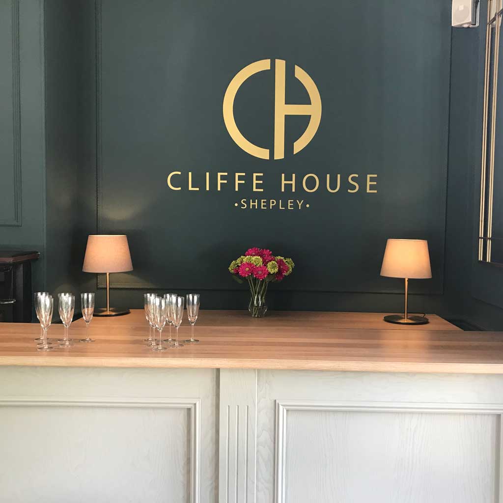 Cliffe House Bar