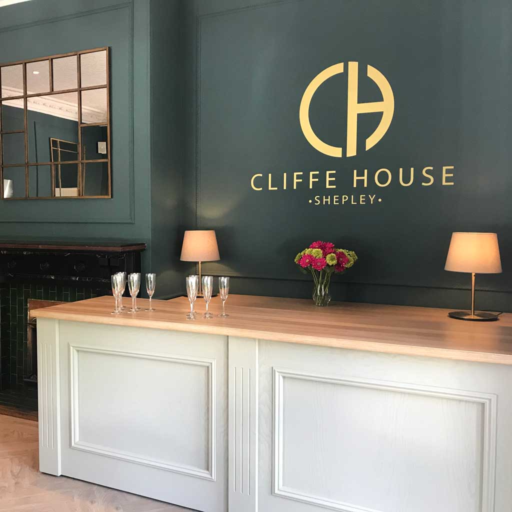 Cliffe House Bar